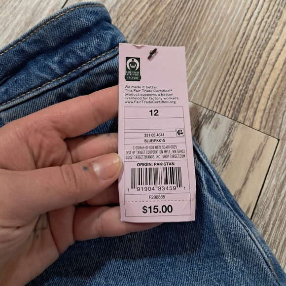 NWT Wild Fable Highest Rise Curvy Embroidered Shorts - Picture 3 of 4